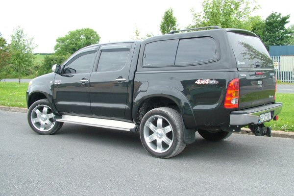 Crew-Cab Pick-Up 2005 Oct to 2011