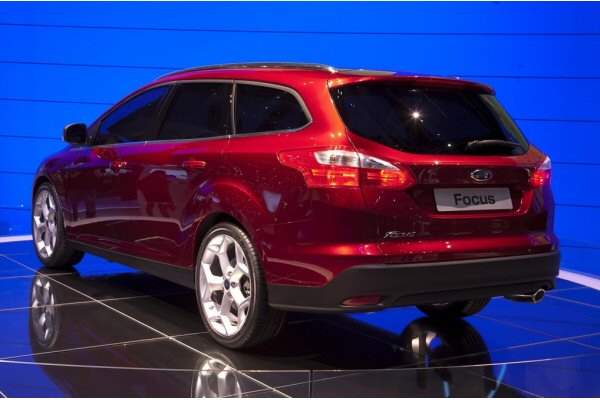 Ford Focus Estate 2011 Apr onwards Towbar 2 Ford Focus Estate 2011 Apr onwards Towbar